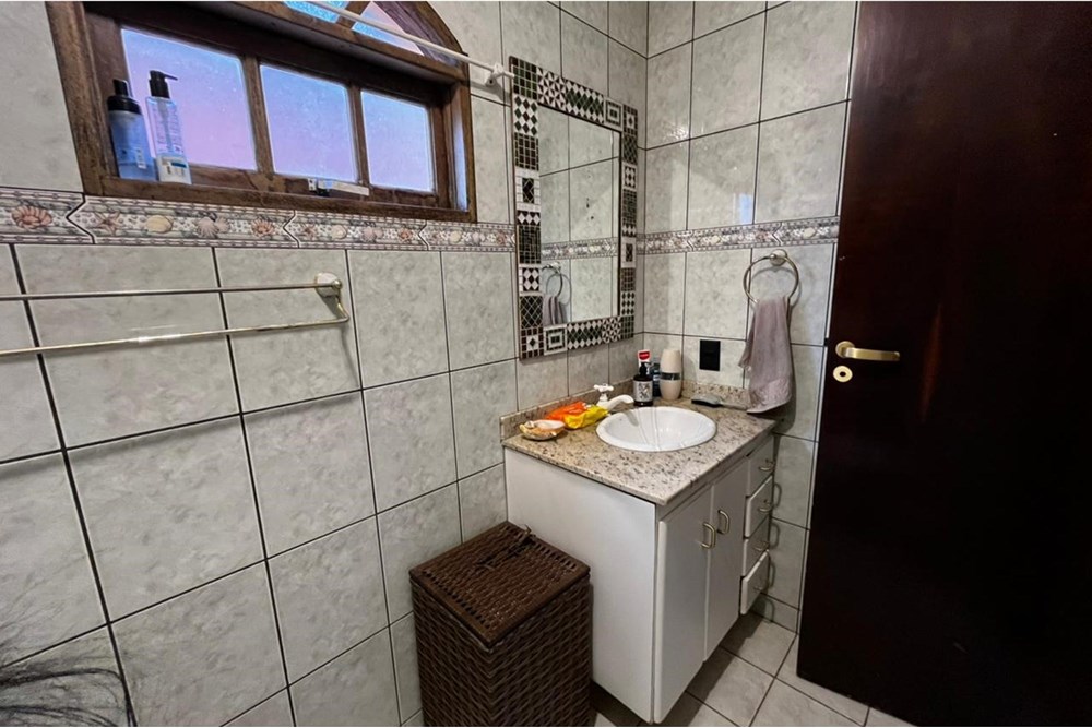 Chácara à venda com 4 quartos, 220m² - Foto 19