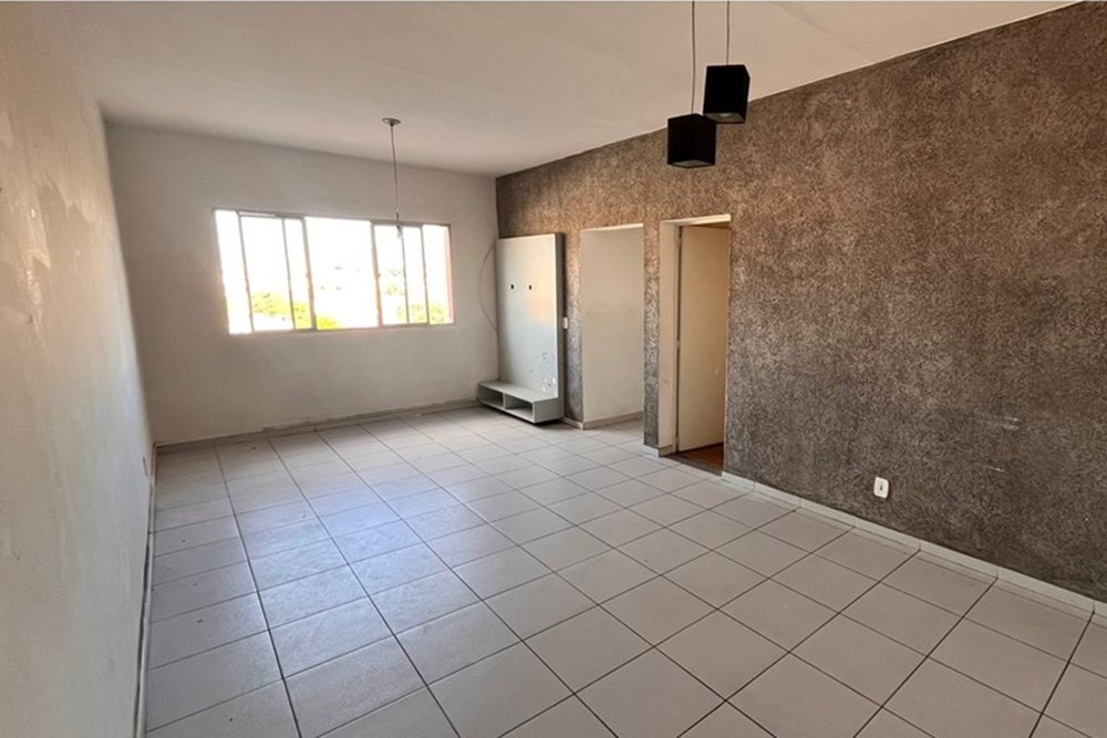 Apartamento à venda com 3 quartos, 93m² - Foto 1