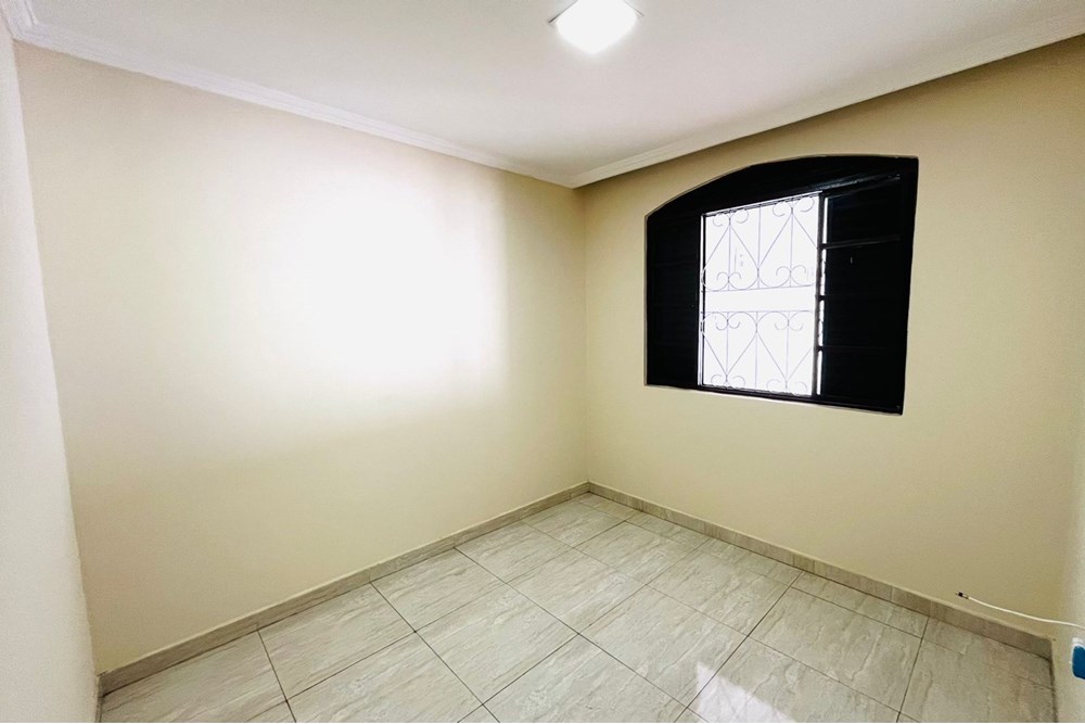 Casa à venda com 2 quartos, 150m² - Foto 13