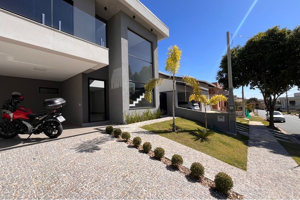 Casa de Condomínio à venda com 3 quartos, 231m² - Foto 3