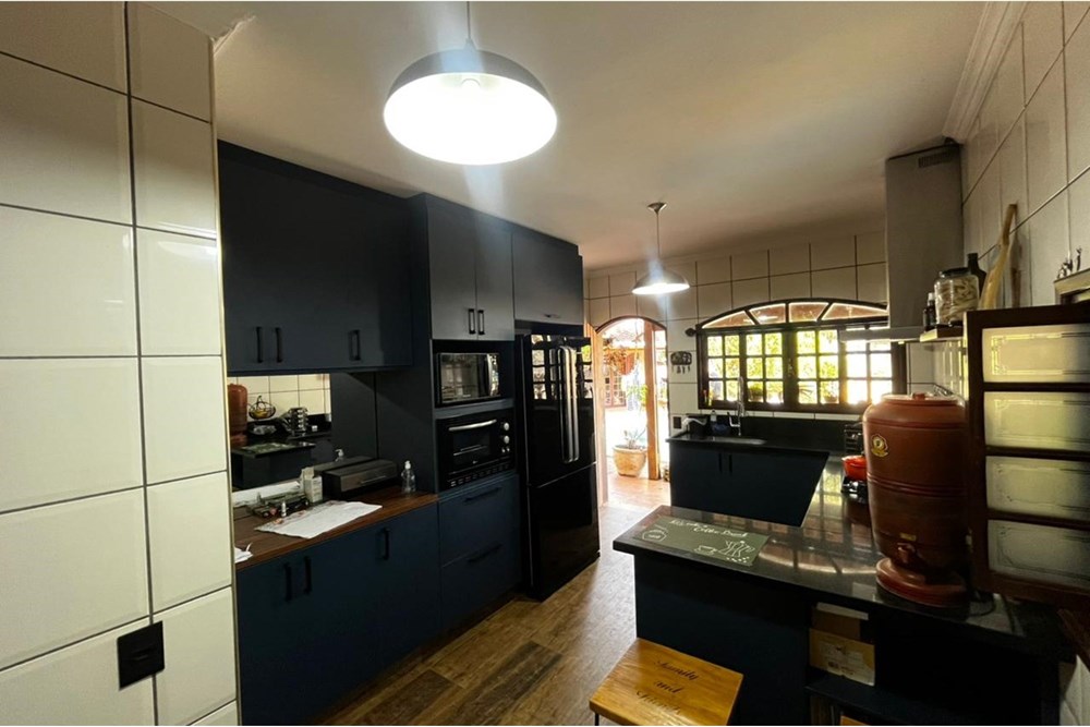 Chácara à venda com 4 quartos, 220m² - Foto 7