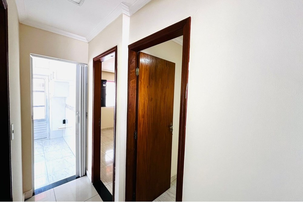 Casa à venda com 2 quartos, 150m² - Foto 12