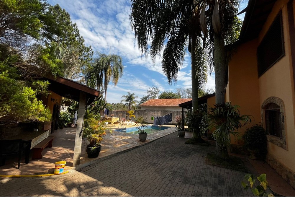 Chácara à venda com 4 quartos, 220m² - Foto 64