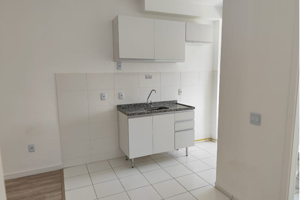 Apartamento à venda com 2 quartos, 45m² - Foto 2