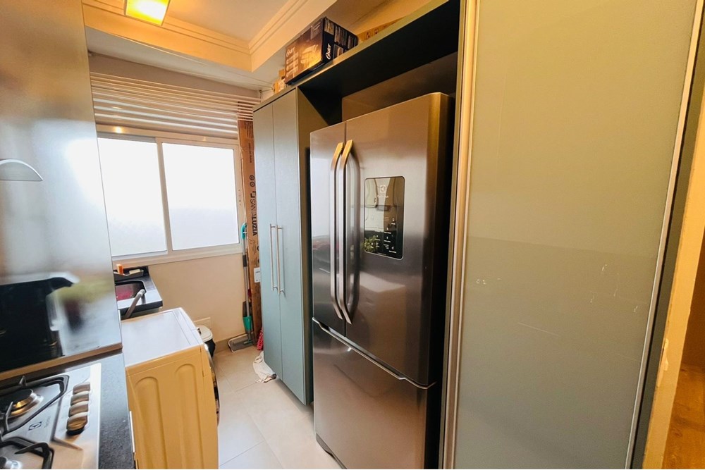 Apartamento à venda com 3 quartos, 83m² - Foto 2