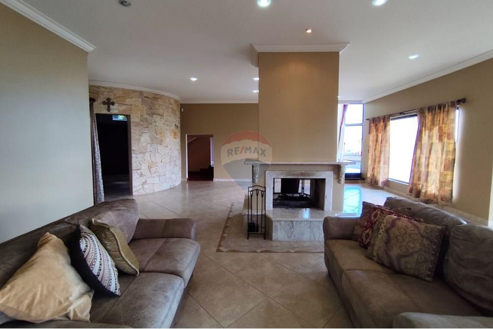 Casa - Venda - Águas de Lindóia , São Paulo - WhatsApp Image 2025-03-14 at 14.17.40.jpeg - Sala - 690291077-228