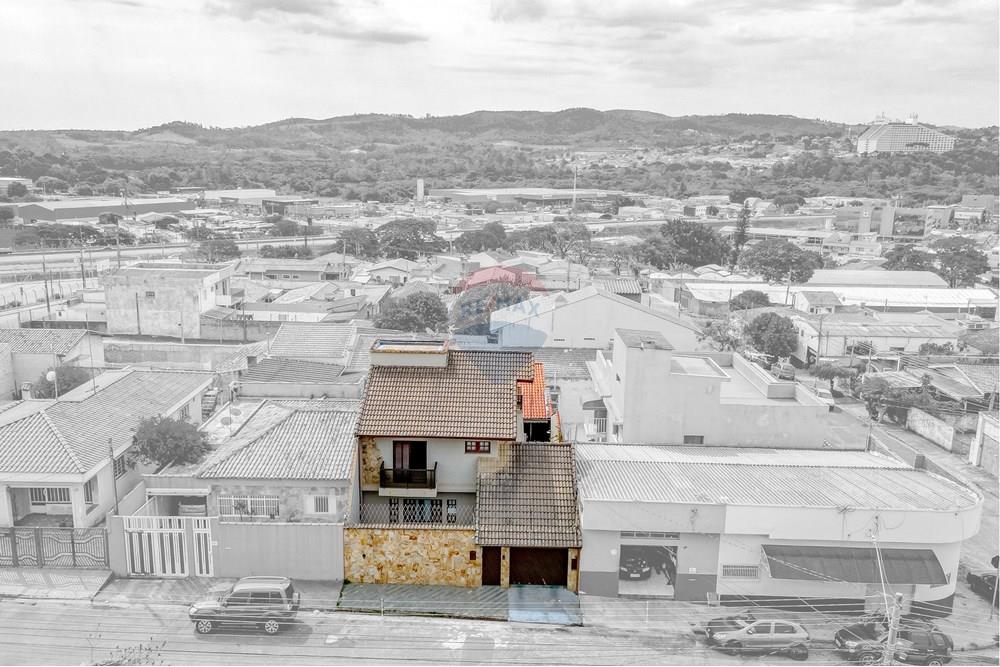 Casa - Venda - Atibaia , São Paulo - RVIV-066-demarc.jpg - Fachada - 690471099-13