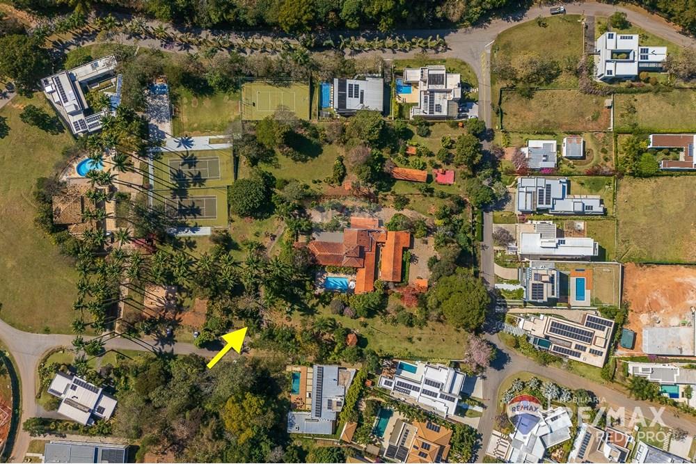 Chácara / Sítio / Fazenda - Venda - Itatiba , São Paulo - DJI_20250808103940_0007_D_EDIVOFURTAEDIVOFURTADO-RG98002306922 SSPCE - Village das Palmeiras -  REDE PRO II - 690851098-2 - SERG - Jardim Externo - 690541228-3