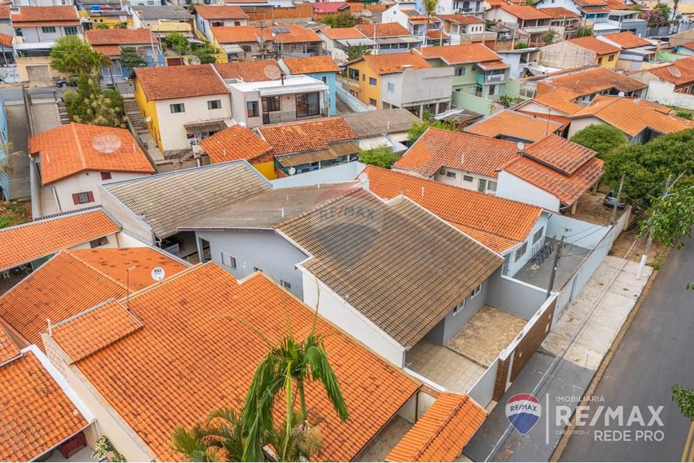 Casa - Venda - Valinhos , São Paulo - DJI_20250924102803_0009_D_EDIVOFURTAEDIVO FURTADO SILVA - RG98002306022 SSPCE - CLAUDETE CAIM - PARQUE DAS COLINAS - REMAX REDE  - 690851008-547