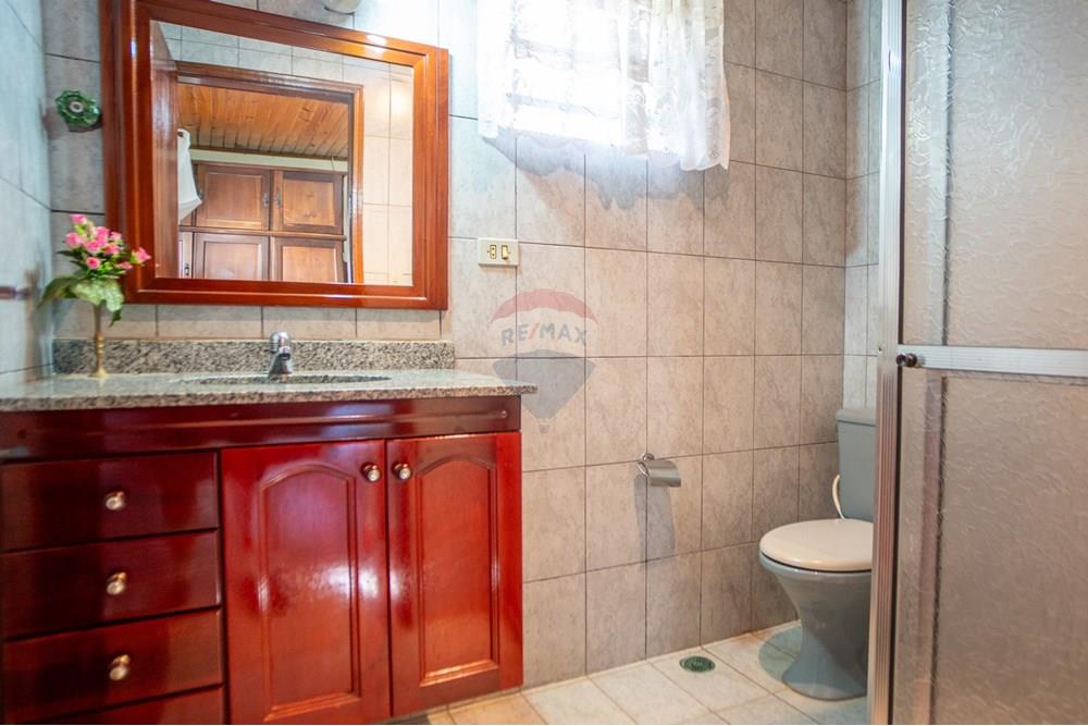 Chácara / Sítio / Fazenda - Venda - Atibaia , São Paulo - DSC04663-HDR.jpg - Banheiro - 690471003-99