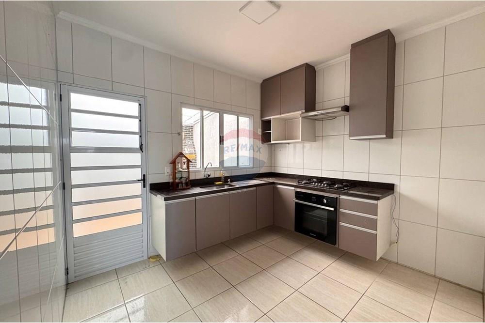 Sobrado - Venda - Bragança Paulista , São Paulo - photo_5026098750325632927_y.jpg - 690041018-307