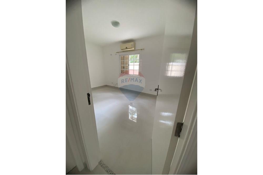 Casa de Condomínio - Alugar - Atibaia , São Paulo - WhatsApp Image 2025-03-08 at 17.09.03 (1).jpeg - 690921105-72