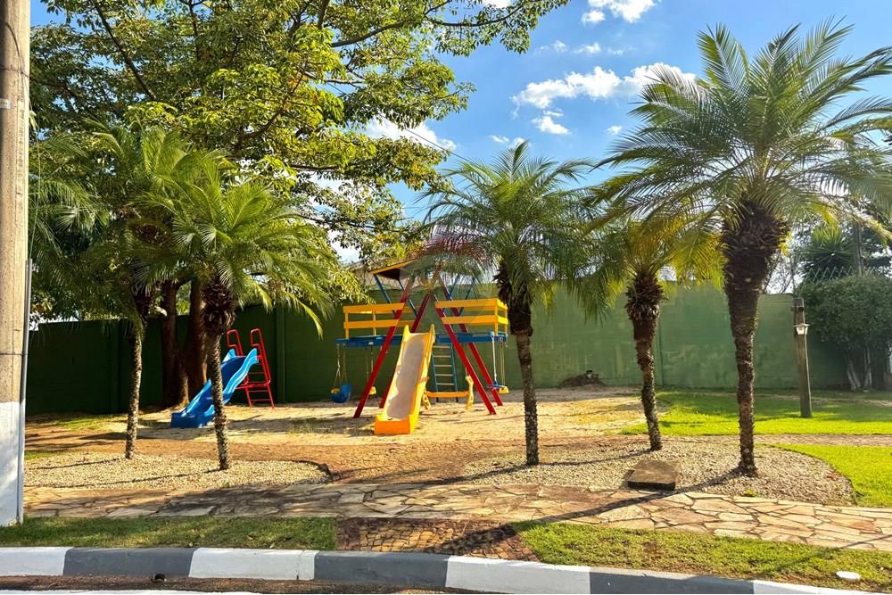 Casa de Condomínio - Venda - Valinhos , São Paulo - D776D41F-EA4A-47CF-A1AA-B49CBED1FDCE.jpeg - 690491039-85