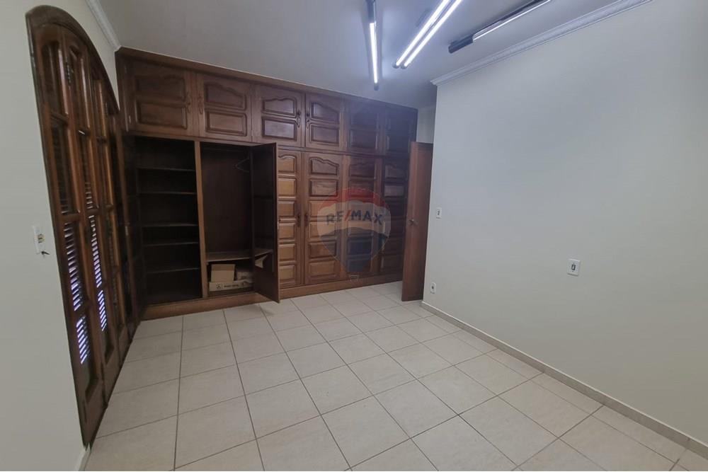 Casa Comercial - Alugar - Bragança Paulista , São Paulo - Imagem do WhatsApp de 2025-02-27 à(s) 16.38.01_5d51ce87.jpg - 690041051-34
