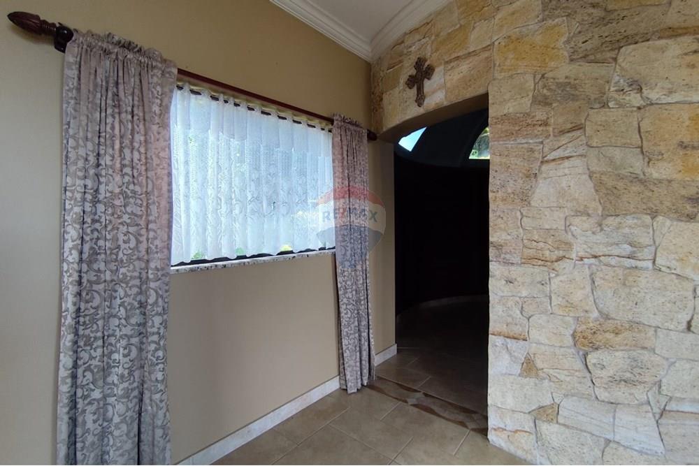 Casa - Venda - Águas de Lindóia , São Paulo - WhatsApp Image 2025-03-14 at 14.17.38 (1).jpeg - 690291077-228