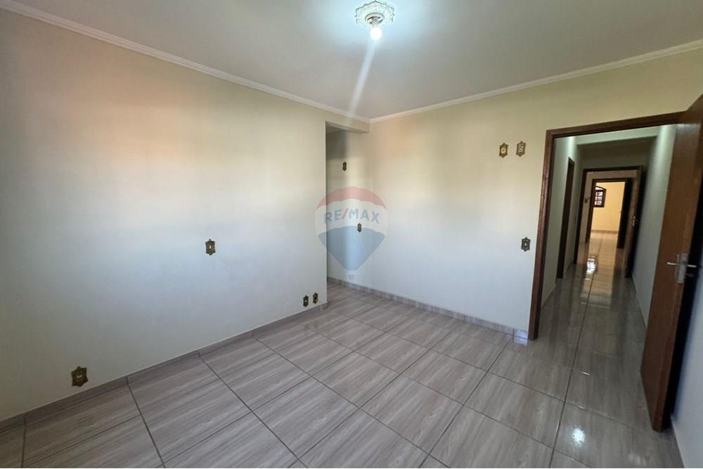 Casa - Alugar - Bragança Paulista , São Paulo - WhatsApp Image 2025-08-21 at 09.19.24 (2).jpeg - 690041127-34