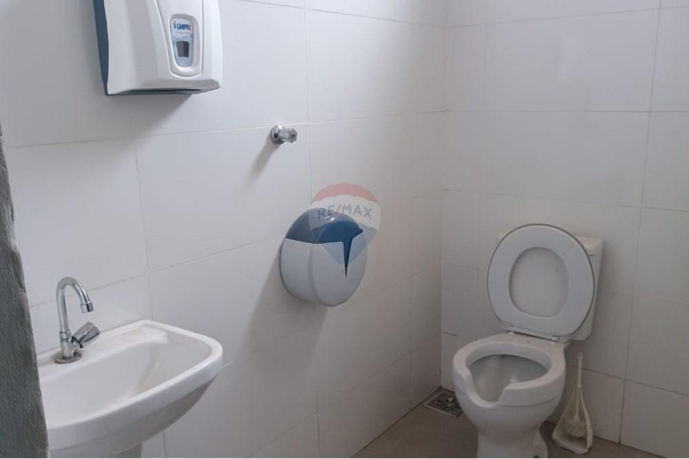 Depósito-Galpão-Armazém para alugar, 1400m² - Foto 31