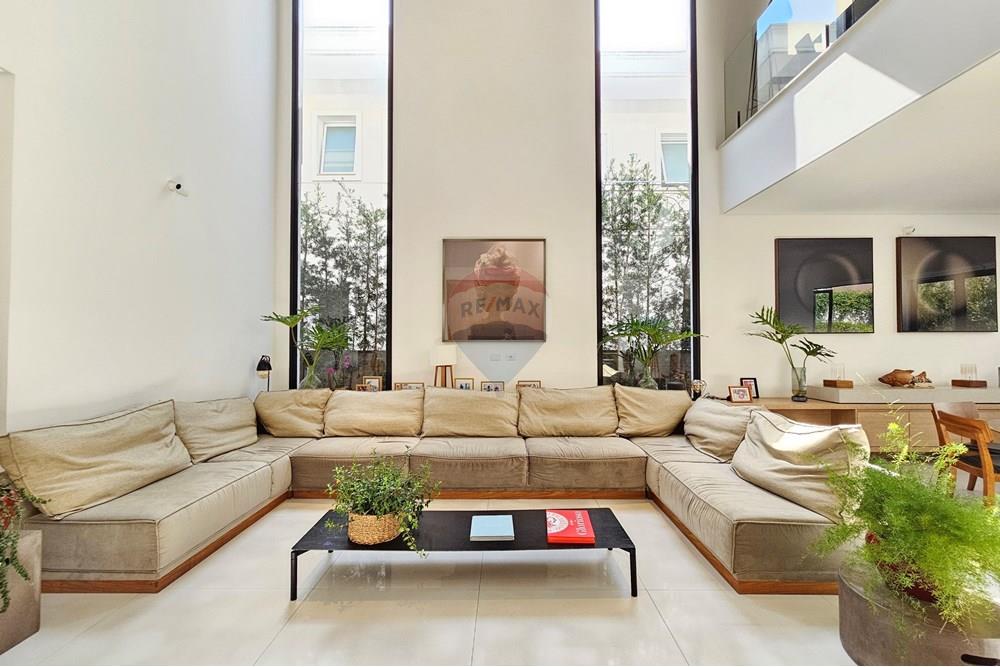 Casa de Condomínio - Alugar - Santana de Parnaíba , São Paulo - 20250825_104113.jpg - 691021016-49