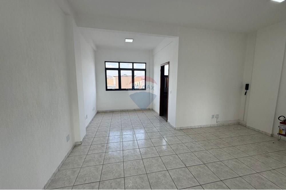 Cj. Comercial/ Sala - Alugar - Valinhos , São Paulo - WhatsApp Image 2025-10-16 at 14.55.36 (3).jpeg - 691091007-8