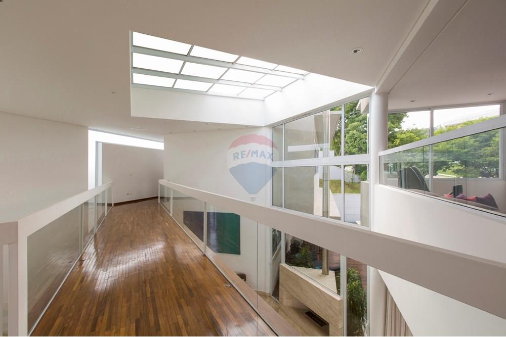 Casa de Condomínio - Venda - Santana de Parnaíba , São Paulo - Sala intima passarela 1.jpg - 691141025-4