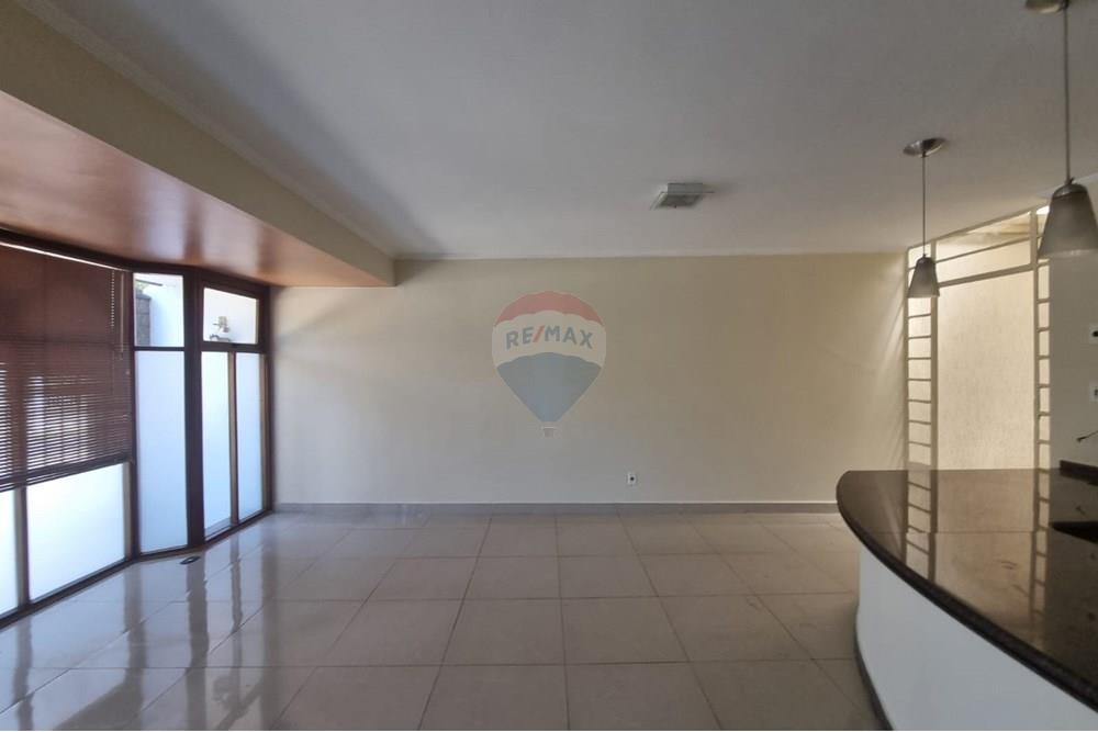 Casa Comercial - Alugar - Bragança Paulista , São Paulo - Imagem do WhatsApp de 2025-02-27 à(s) 16.38.05_e91280f8.jpg - 690041051-34