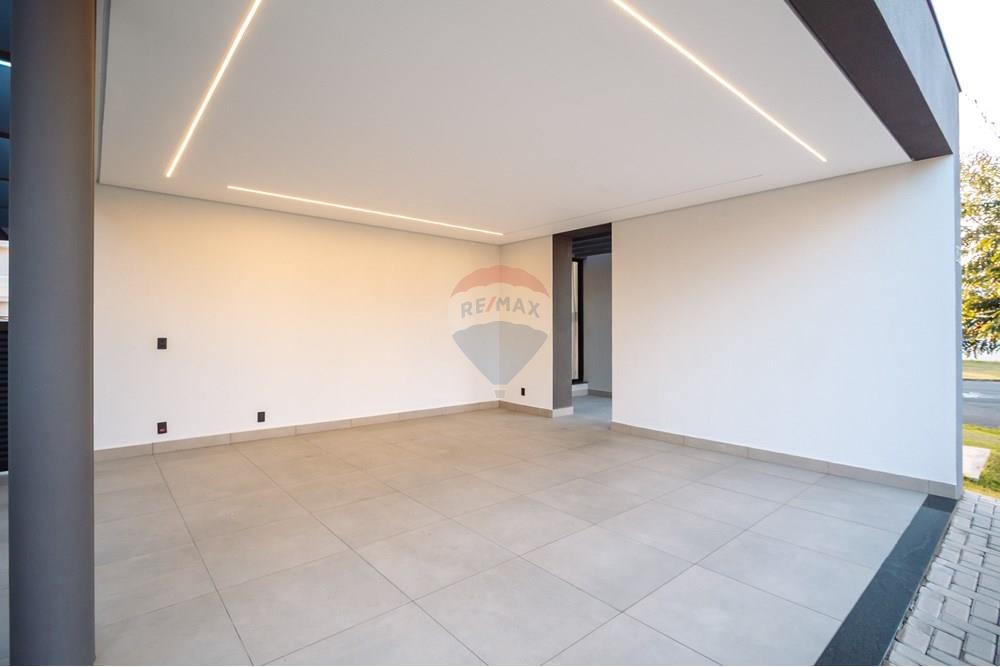 Casa de Condomínio - Venda - Salto , São Paulo - IMG_5924.jpg - Garagem - 690471117-2