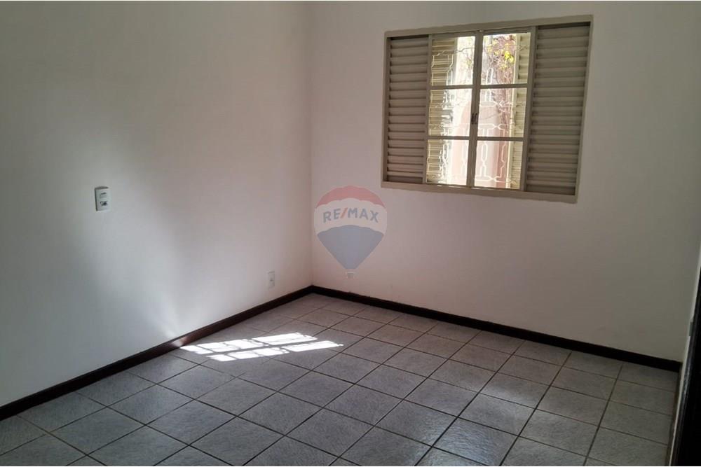 Casa de Condomínio - Alugar - Valinhos , São Paulo - 304b0691-0de9-4859-86f9-b098132c5e93.jpeg - 690851008-523
