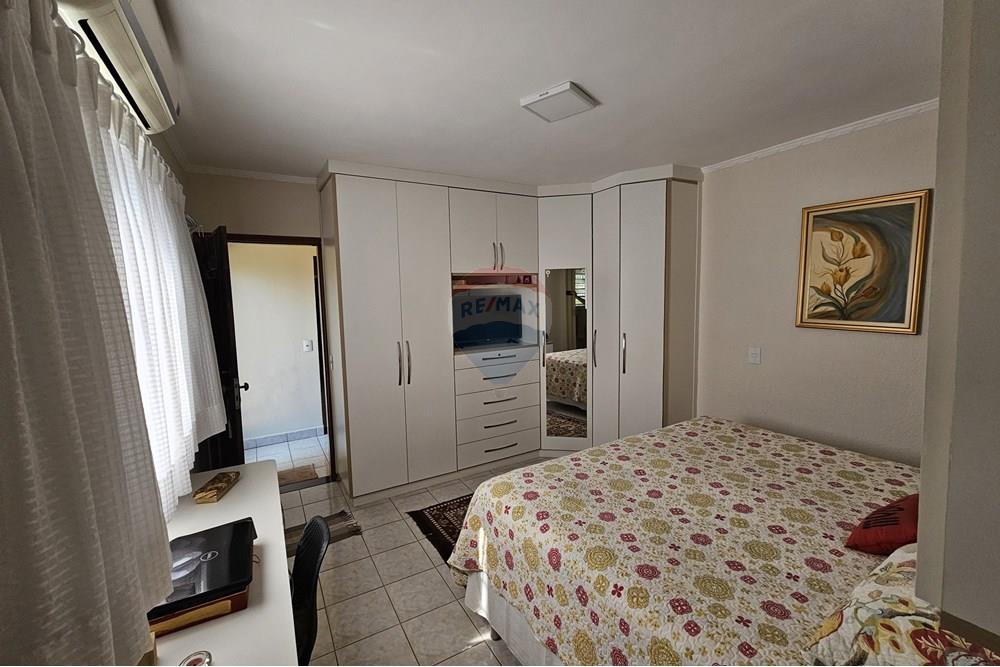 Casa - Venda - Bragança Paulista , São Paulo - WhatsApp Image 2025-05-02 at 9.51.18 AM.jpeg - 690041018-285