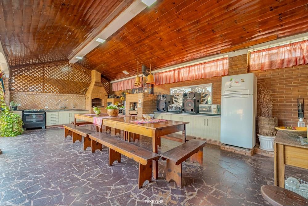 Casa - Venda - Americana , São Paulo - Casa à venda na Praia dos Namorados em Americana com acesso à represa, casa de barcos, piscina,  (43).jpg - Área Gourmet - 690231077-36