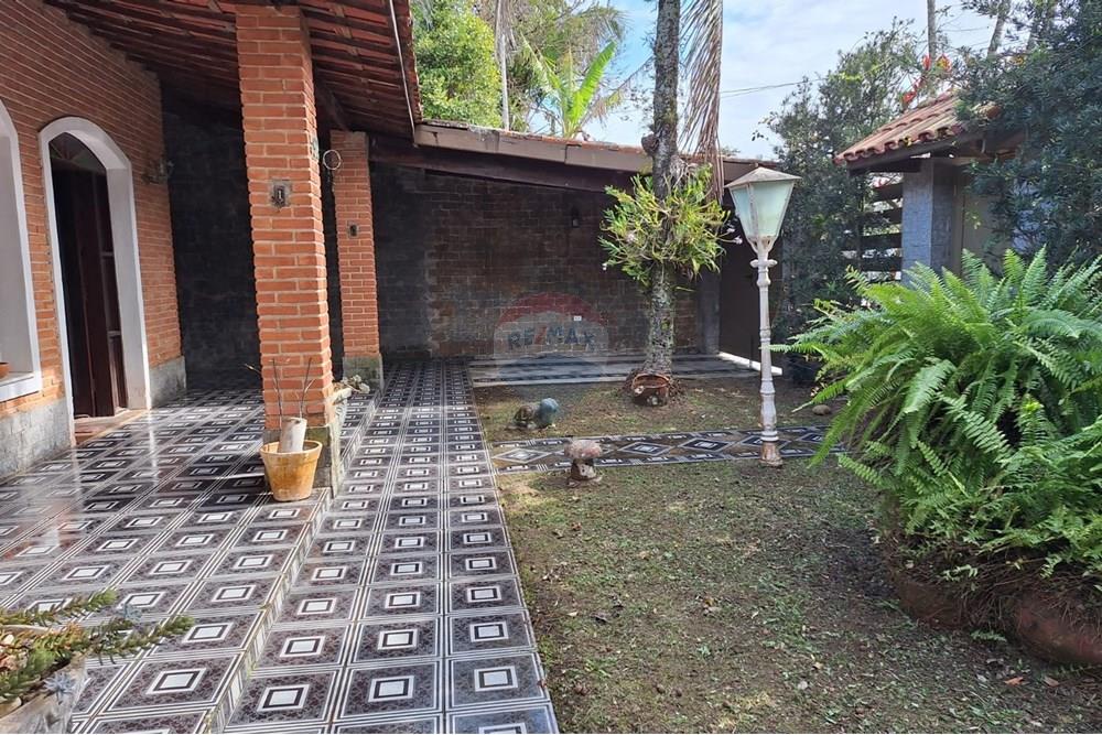 Casa - Venda - Bertioga , São Paulo - casa-com-3-quartos-edicula-a-venda-no-indaia -bertioga-remaxvistalinda-690341014-17-corretora-paulajacometti-FOTO-9-FOTO 37.jpeg - Quintal - 690341014-17
