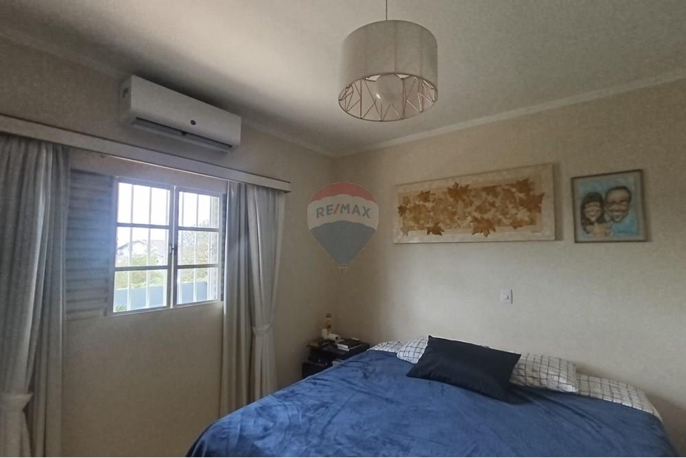 Casa de Condomínio - Venda - Valinhos , São Paulo - d79a371f-43bc-44d5-8570-da94102c91cb.jpg - 690491039-86