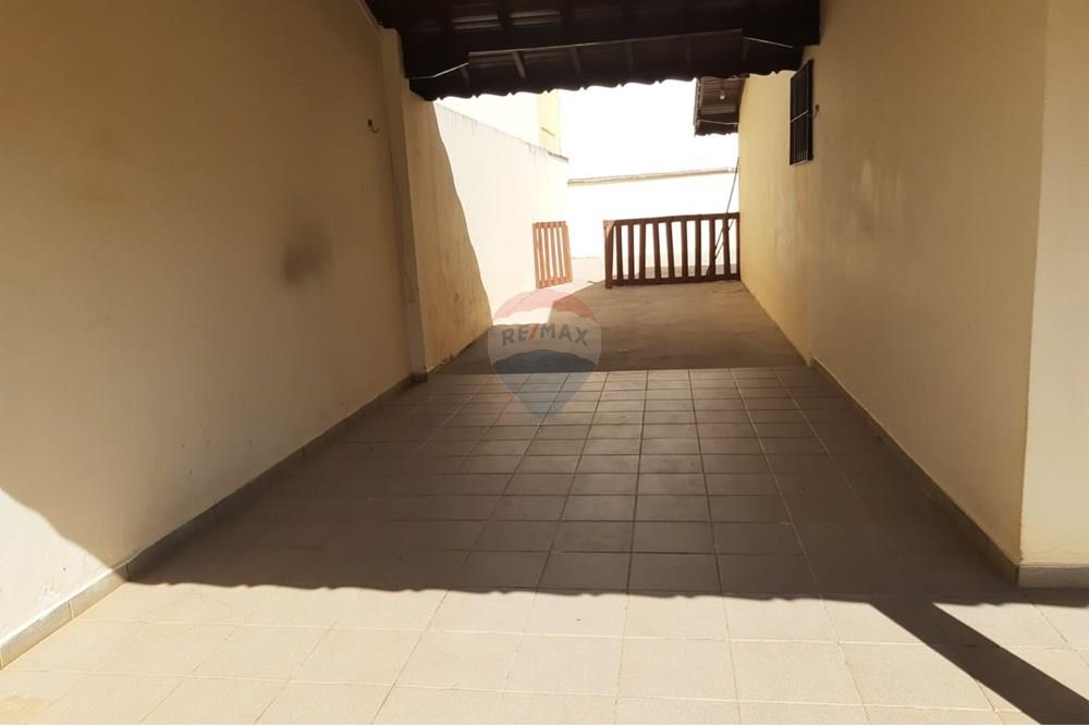 Casa de Condomínio - Alugar - Valinhos , São Paulo - 00aa9194-f605-41d8-8654-11b83f8571c5.jpg - 690851008-527