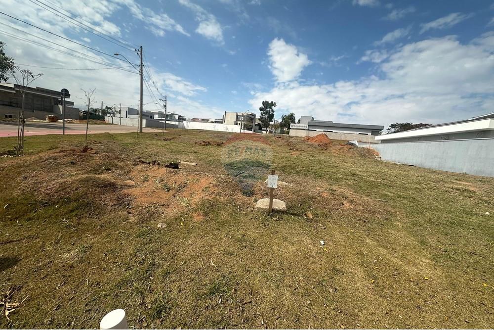 Terreno - Venda - Jundiaí , São Paulo - 31e9ade6-73df-4c3b-b29e-f6446580b931.jpeg - 690801041-162