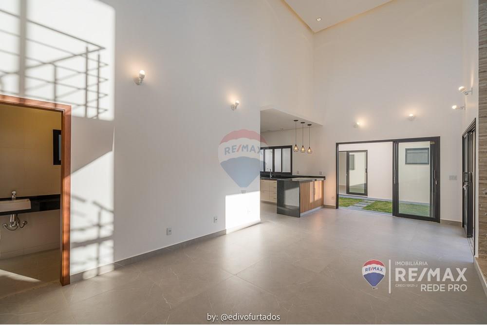 Casa - Alugar - Vinhedo , São Paulo - EDI08065EDIVOFURTADO-RG98002306922 SSPCE - PINHEIRINHO -  REDE PRO I - 690541189-96 - LUIZ DUTRA E ADRIANA GRANATA.jpg - 690541189-96