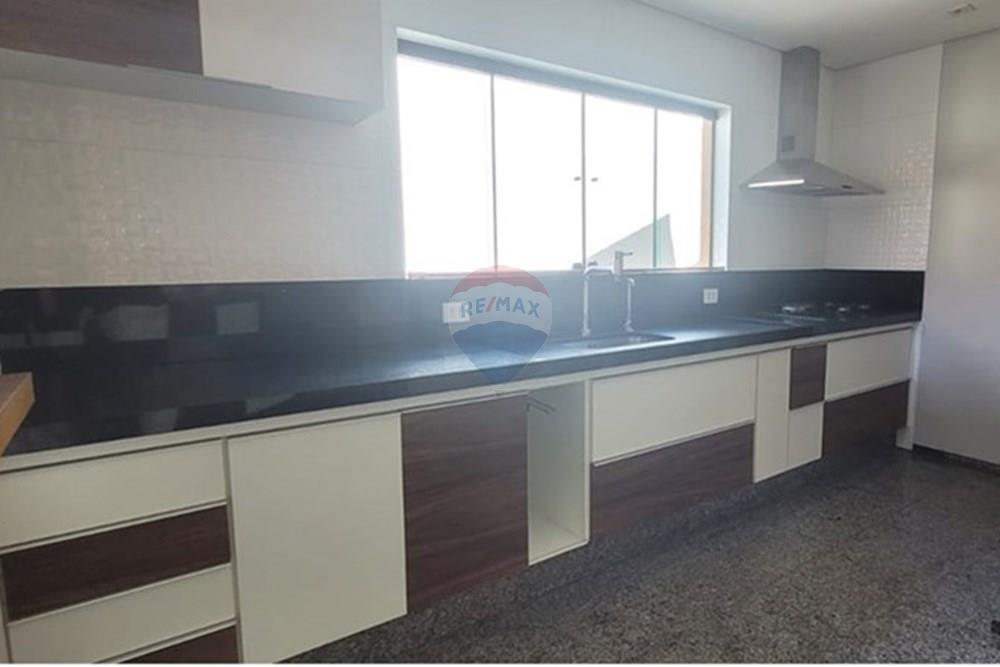 Casa de Condomínio - Alugar - Bragança Paulista , São Paulo - WhatsApp Image 2025-09-12 at 10.53.34 (3).jpeg - 690041112-6