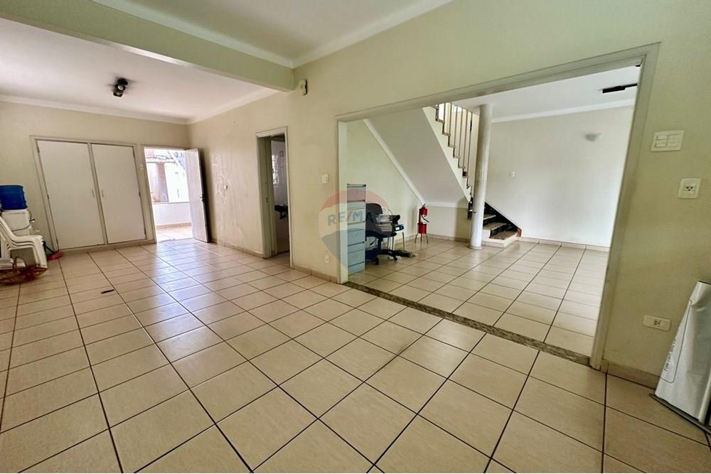 Casa Comercial - Alugar - Piracicaba , São Paulo - WhatsApp Image 2025-06-09 at 10.56.00 (2).jpeg - 690781138-1