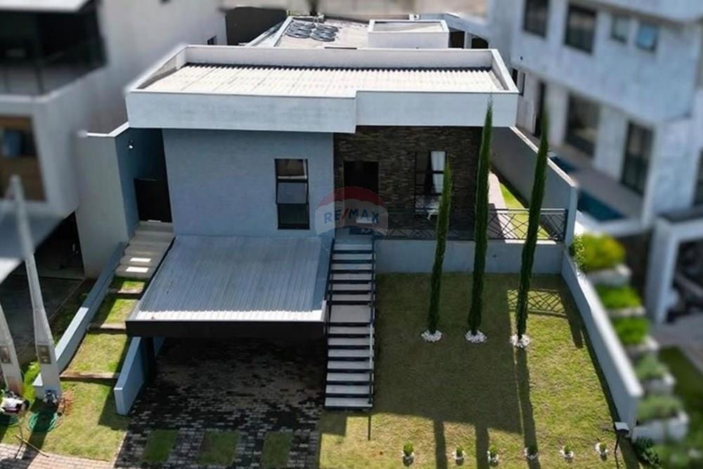 Casa de Condomínio - Alugar - Atibaia , São Paulo - fc9ee851-84dd-4ab7-8790-8c04fbfa4e4b.jpeg - 690471111-86