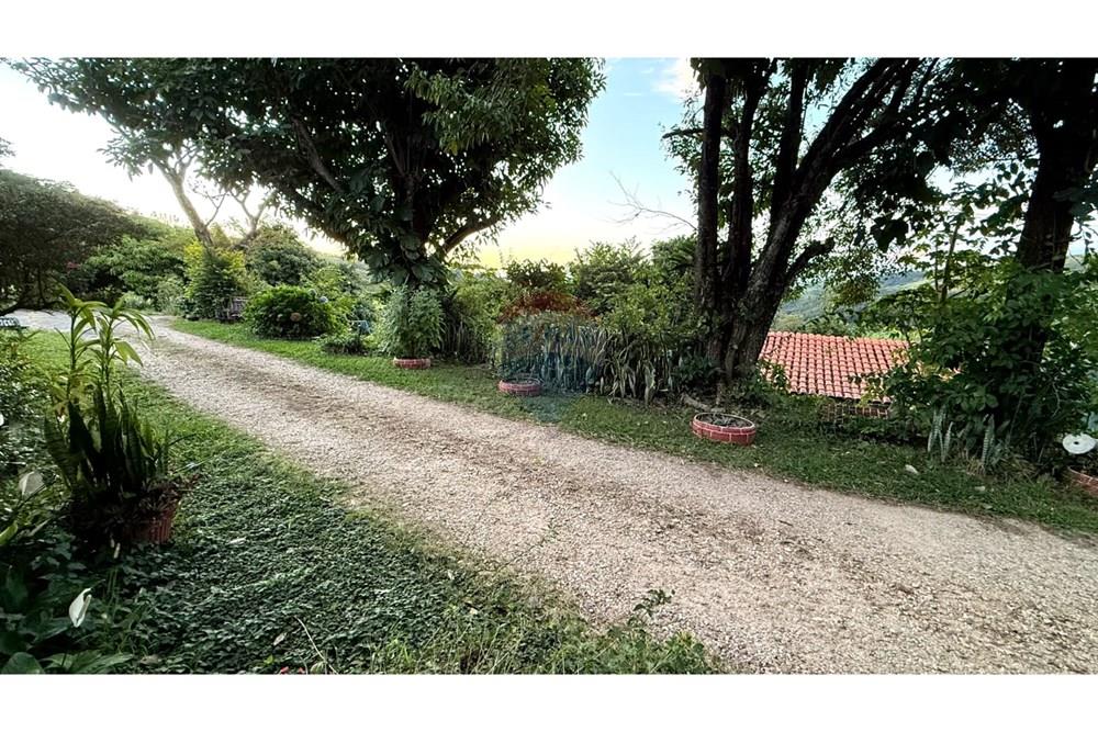 Chácara / Sítio / Fazenda - Venda - Serra Negra , São Paulo - WhatsApp Image 2025-05-20 at 06.34.06.jpeg - Quintal - 690291048-138