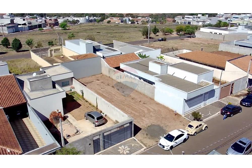 Terreno - Venda - Araras , São Paulo - c940debd-1ff6-4d5f-8386-7d352f516c86.jpg - 690691016-268