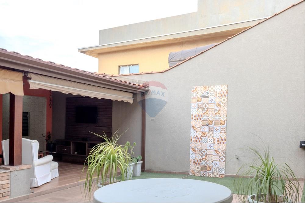 Casa - Venda - Atibaia , São Paulo - RVIV-080.jpg - Quintal - 690471099-13