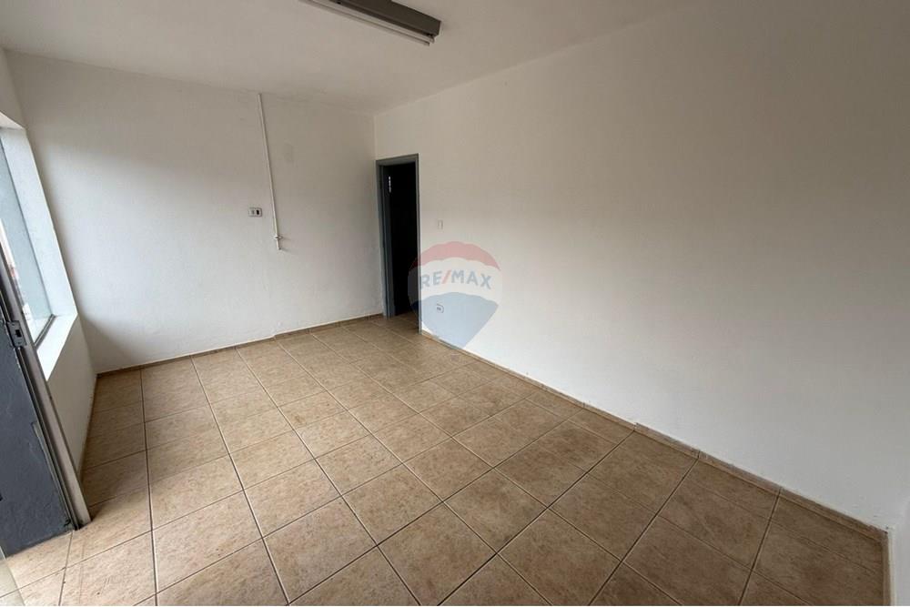 Casa Comercial - Alugar - Mogi Guaçu , São Paulo - WhatsApp Image 2024-11-25 at 10.13.58.jpeg - 690281011-188