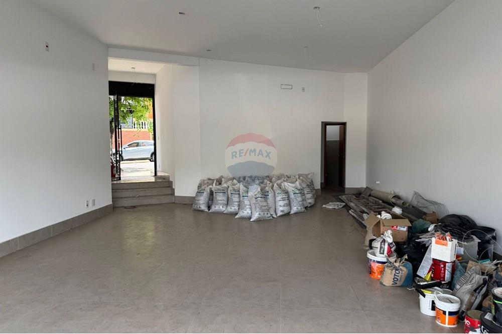 Cj. Comercial/ Sala - Alugar - Valinhos , São Paulo - WhatsApp Image 2025-10-16 at 15.02.35 (2).jpeg - 691091007-6