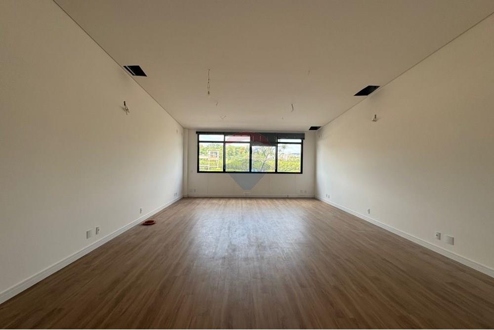 Cj. Comercial/ Sala - Alugar - Valinhos , São Paulo - WhatsApp Image 2025-10-16 at 14.57.39.jpeg - 691091007-4