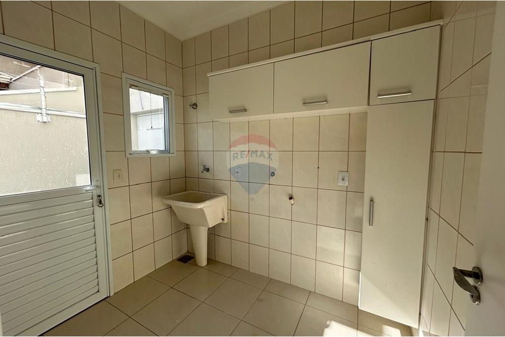 Casa de Condomínio - Alugar - Valinhos , São Paulo - WhatsApp Image 2025-07-25 at 10.54.40 (3).jpeg - Lavanderia - 690851090-55