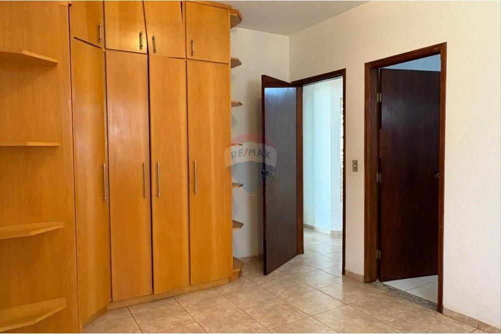 Casa - Venda - Bragança Paulista , São Paulo - WhatsApp Image 2025-09-26 at 20.36.17 (1).jpeg - Suite - 690041001-222