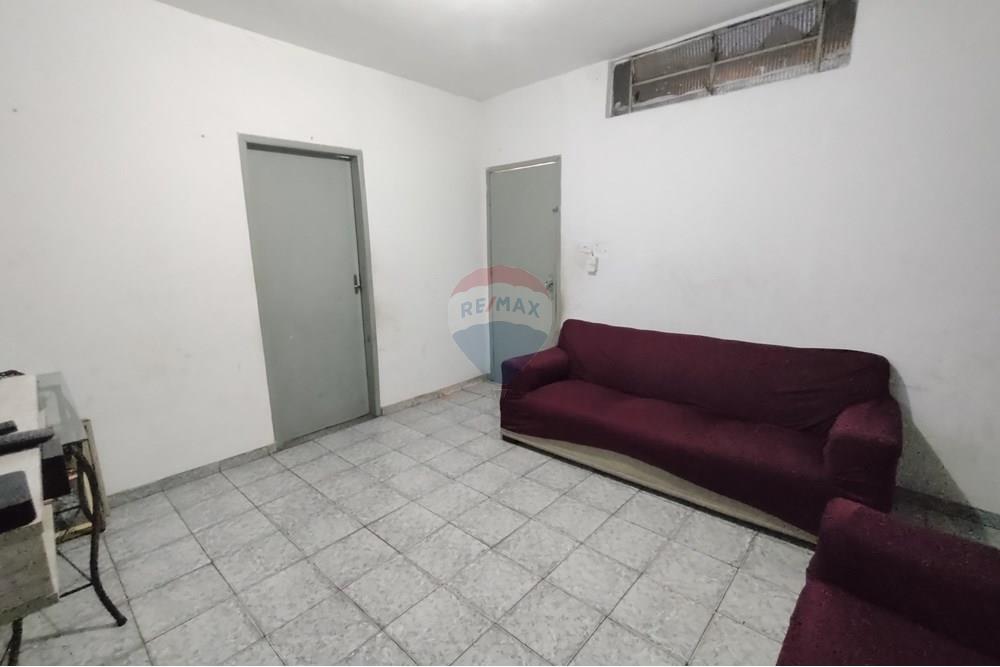 Casa à venda com 3 quartos, 324m² - Foto 29