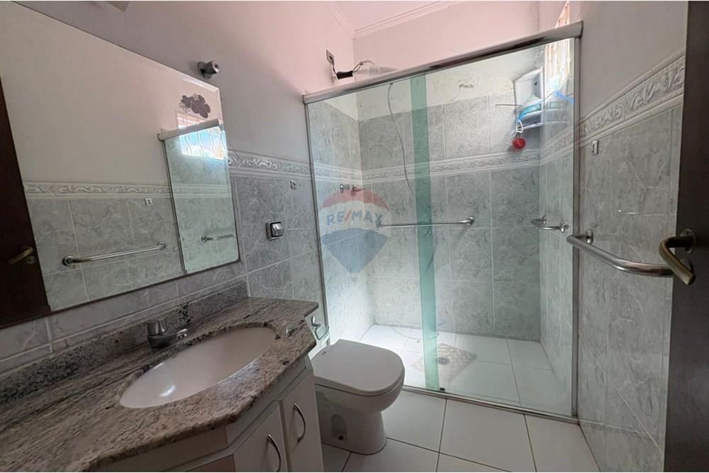 Casa - Venda - Bragança Paulista , São Paulo - WhatsApp Image 2025-09-26 at 20.36.18 (4).jpeg - Banheiro - 690041001-222