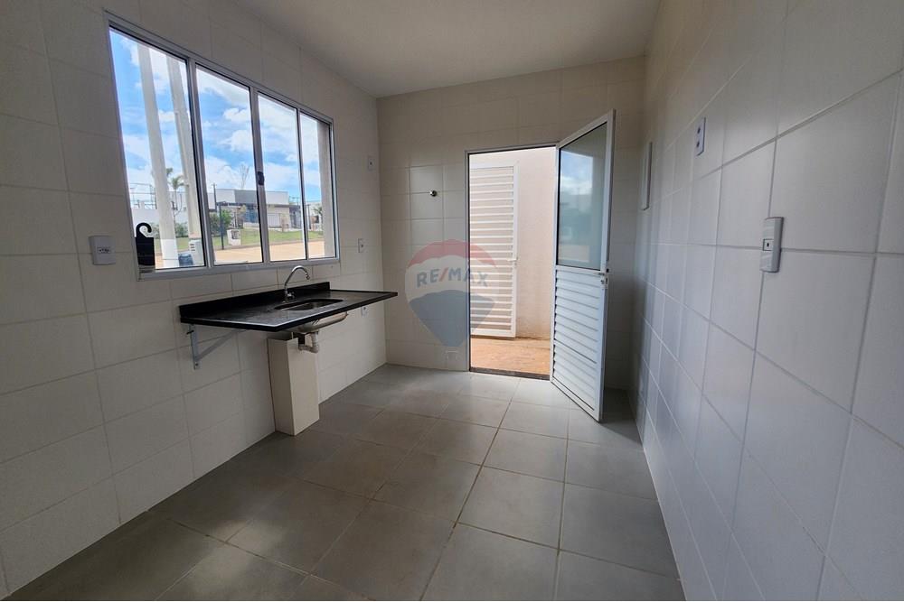 Casa à venda com 2 quartos, 62m² - Foto 49