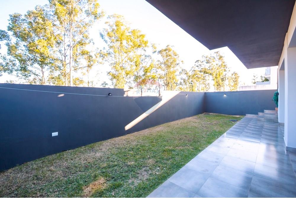 Casa de Condomínio - Venda - Salto , São Paulo - IMG_7755.jpg - Quintal - 690471123-98