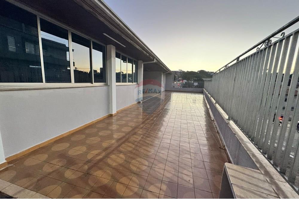 Casa Comercial - Alugar - Bragança Paulista , São Paulo - WhatsApp Image 2025-03-24 at 10.37.30.jpeg - 690041127-26